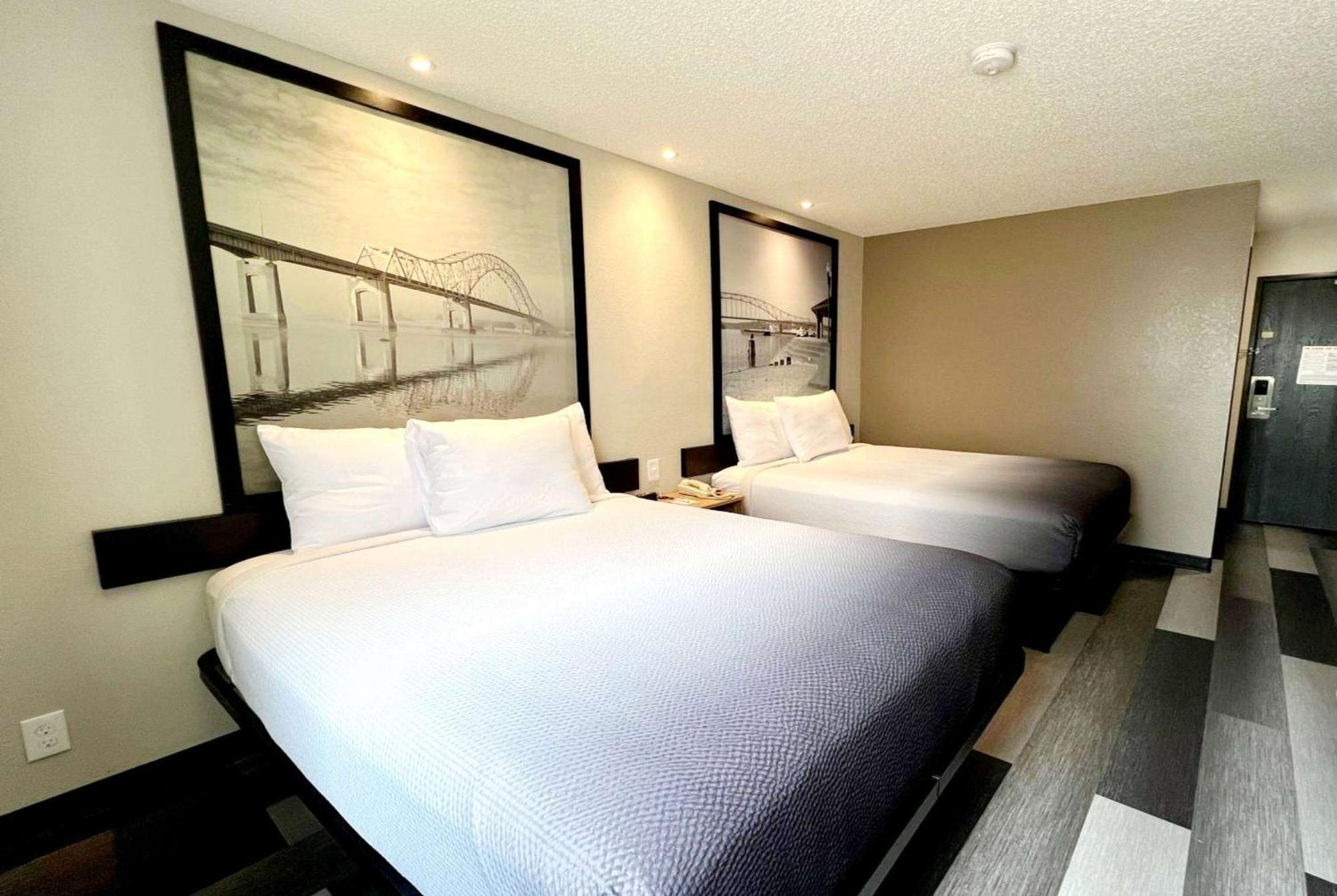 Super 8 By Wyndham Cedar Rapids Hotell Eksteriør bilde
