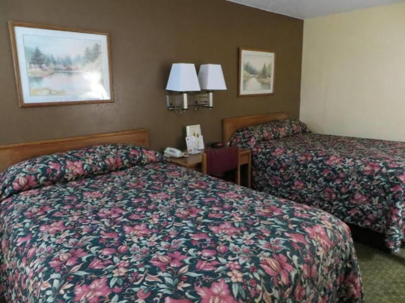 Super 8 By Wyndham Cedar Rapids Hotell Eksteriør bilde