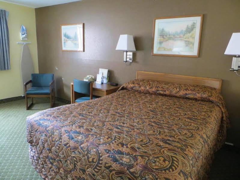 Super 8 By Wyndham Cedar Rapids Hotell Eksteriør bilde