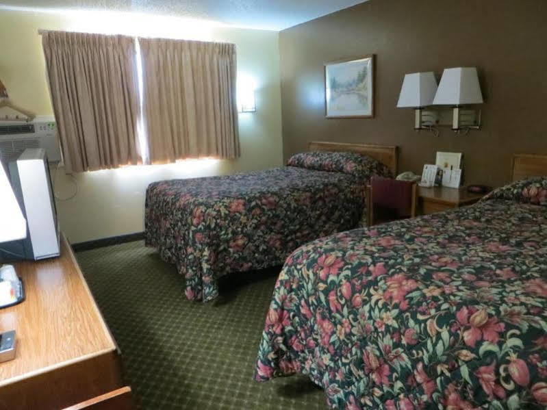 Super 8 By Wyndham Cedar Rapids Hotell Eksteriør bilde